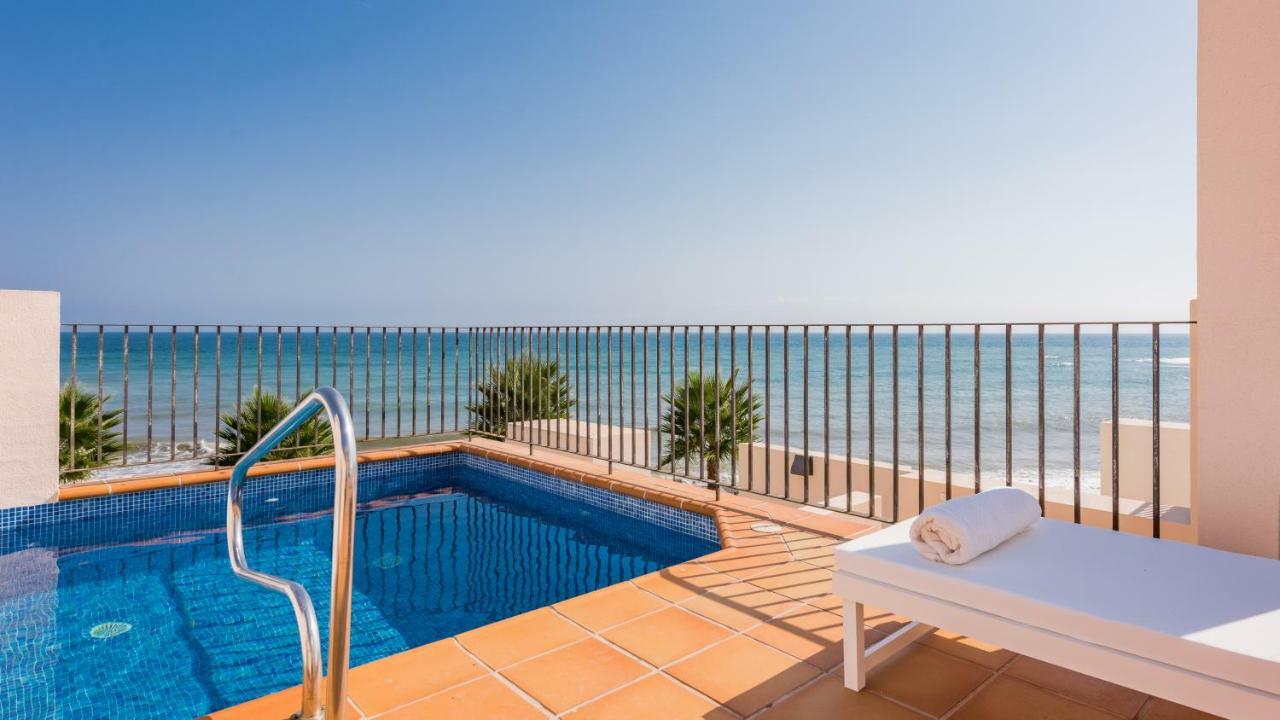 Bahia De La Plata Luxury Apartments Estepona Exterior photo